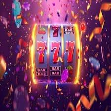 Filipino player celebrating a win on 8k8app11 mobile casino platform